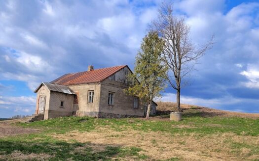 Parduodama sodyba Prienų r. Žarstos kaime, Kalno g.