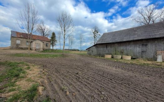 Parduodama sodyba Prienų r. Žarstos kaime, Kalno g.