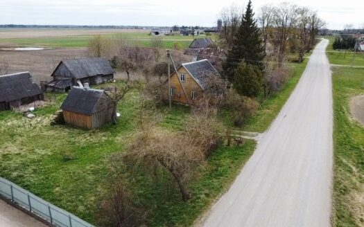 PARDUODAMAS NAMAS KĖDAINIŲ R., KRAKIŲ SEN., PAKARKLIŲ K.